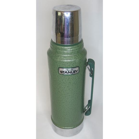 Aladdin STANLEY THERMOS Green Handle A-944DH Quart Stainless Steel Water Bottle - Picture 1 of 13